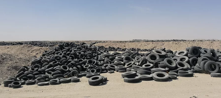 největší skládka pneumatik v Kuvajtu